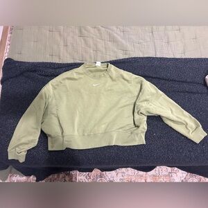 Nike cropped green crew neck
